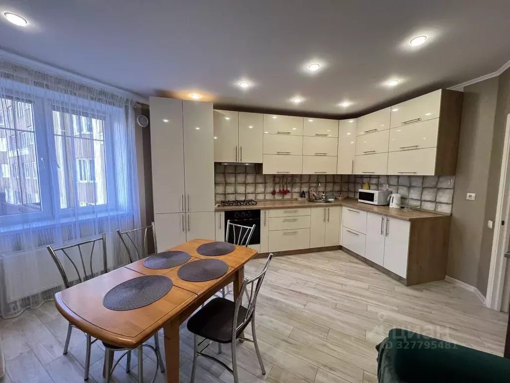 3-к кв. Калининградская область, Калининград ул. Александра Невского, ... - Фото 1