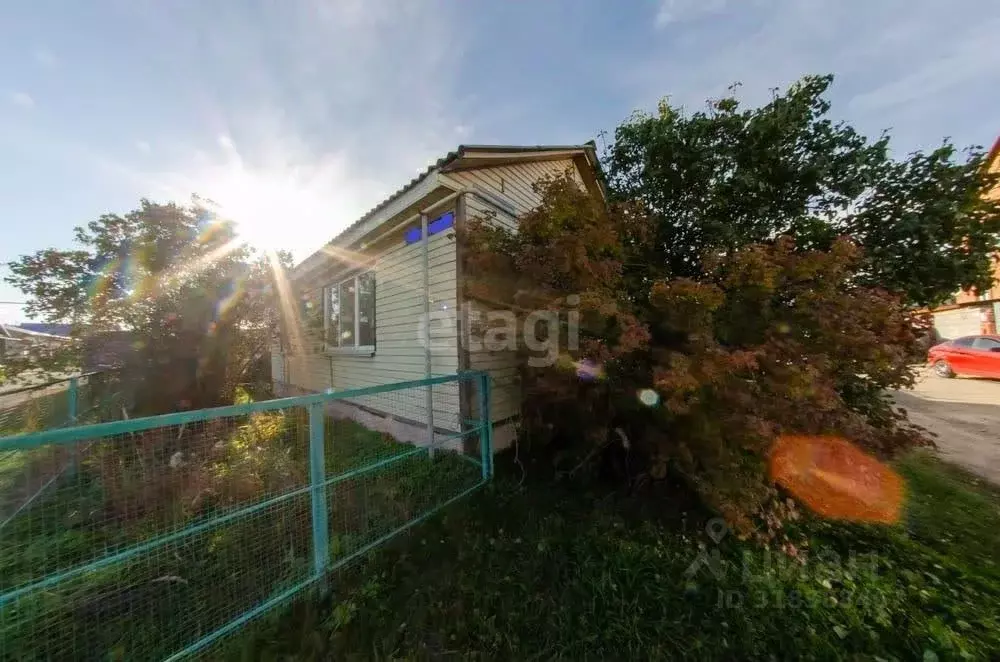 Дом в Курганская область, Шадринск Солнечный пер., 9 (50 м) - Фото 1