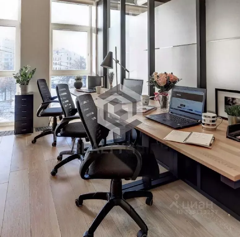 Офис в Москва ул. Земляной Вал, 8 (20 м) - Фото 2