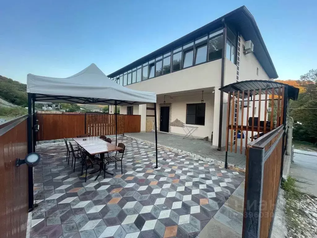 Дом в Краснодарский край, Туапсинский муниципальный округ, с. Пляхо ... - Фото 2