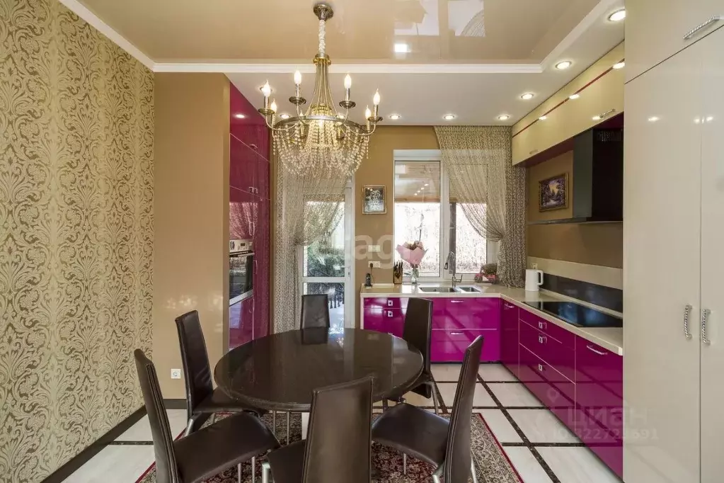 Таунхаус в Тюменская область, Тюмень ул. Зеркальная (215 м) - Фото 1