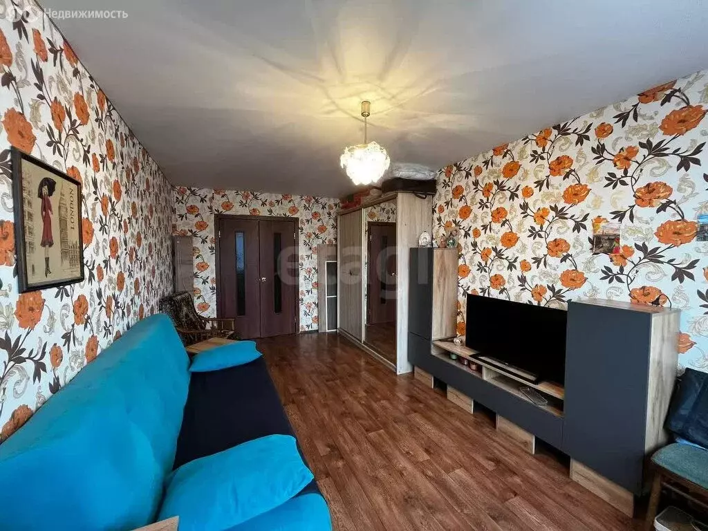 3-комнатная квартира: Челябинск, улица Хохрякова, 30 (66.2 м) - Фото 1