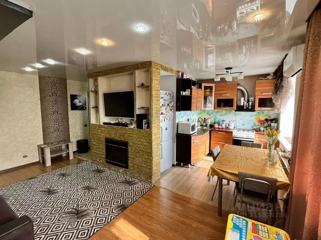 2-к кв. Хабаровский край, Комсомольск-на-Амуре ул. Аллея Труда, 54 ... - Фото 0