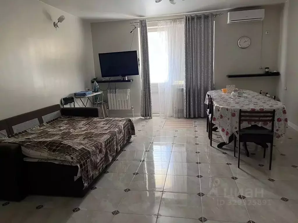 Дом в Калмыкия, Элиста Кирпичный пер., 2Г (50 м) - Фото 1