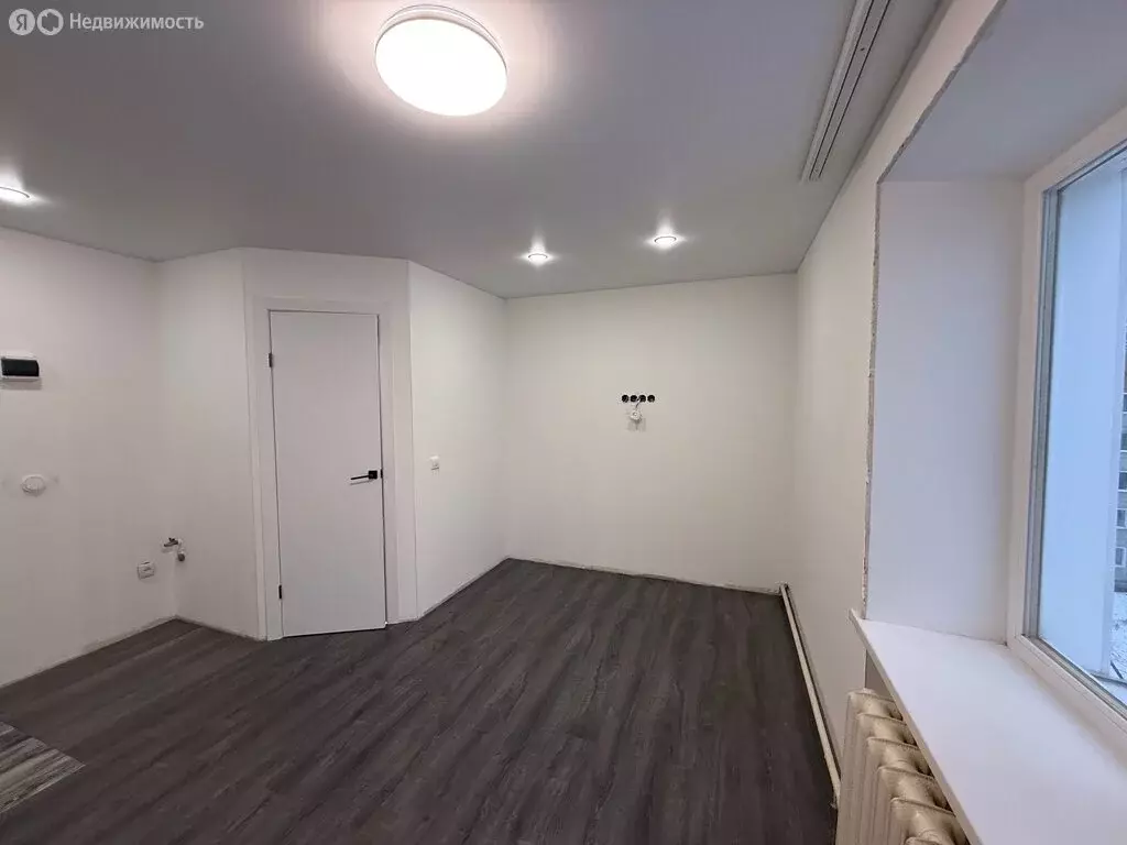 Квартира-студия: Заречный, Светлая улица, 1 (16.8 м) - Фото 1