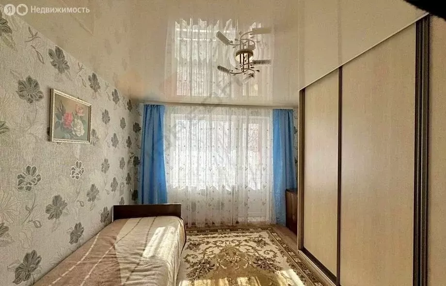 3-комнатная квартира: Краснодар, улица Рылеева, 358 (56 м) - Фото 0