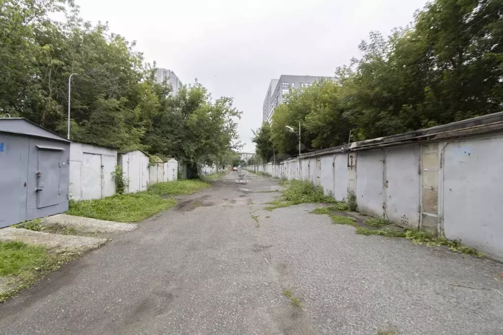 Гараж в Тюменская область, Тюмень ул. 50 лет Октября, 59 (17 м) - Фото 1