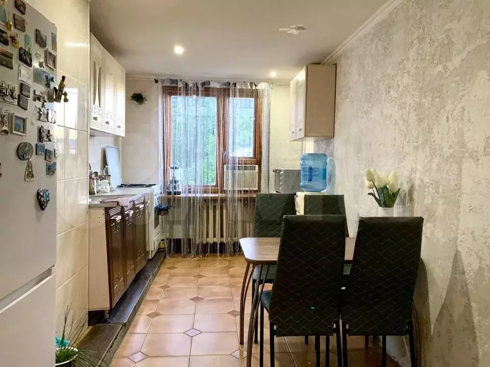 3-к. квартира, 70 м, 4/9 эт. - Фото 1