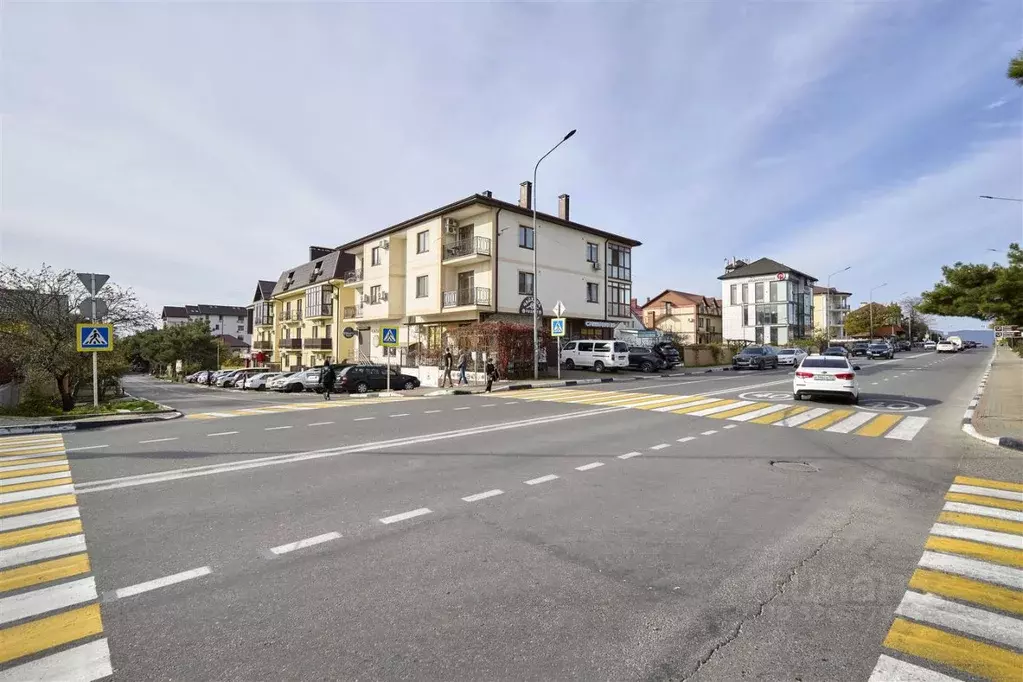 Торговая площадь в Краснодарский край, Геленджик просп. Геленджикский ... - Фото 1