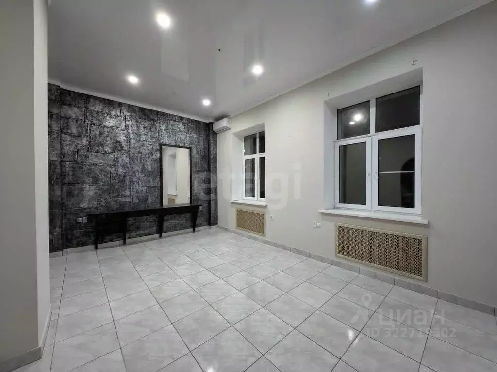 Помещение свободного назначения в Башкортостан, Уфа Колгуевский мкр, ... - Фото 1