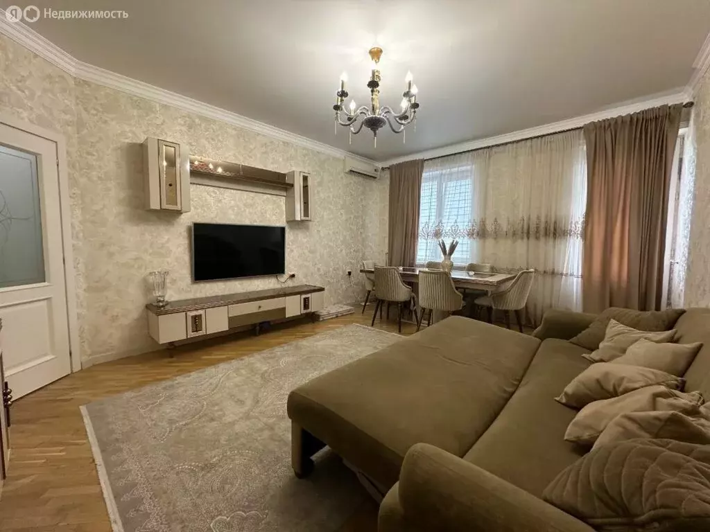 2-комнатная квартира: Махачкала, Учительская улица, 13А (83 м) - Фото 1