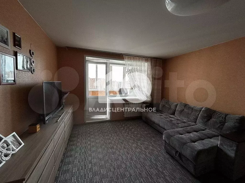 1-к. квартира, 45 м, 6/9 эт. - Фото 0