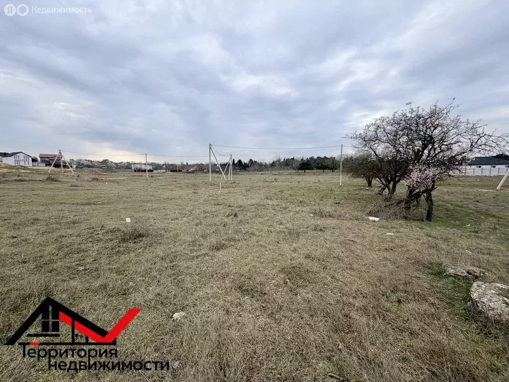 Участок в Севастополь, улица Александра Пирожкова (4 м) - Фото 1