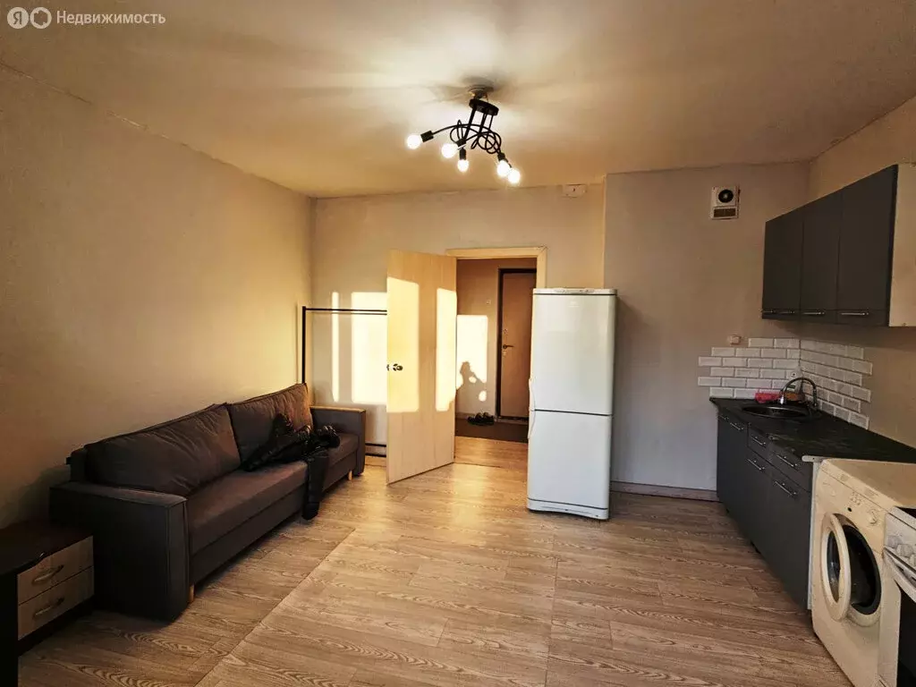 Квартира-студия: Челябинск, 2-я Эльтонская улица, 42 (24.3 м) - Фото 0