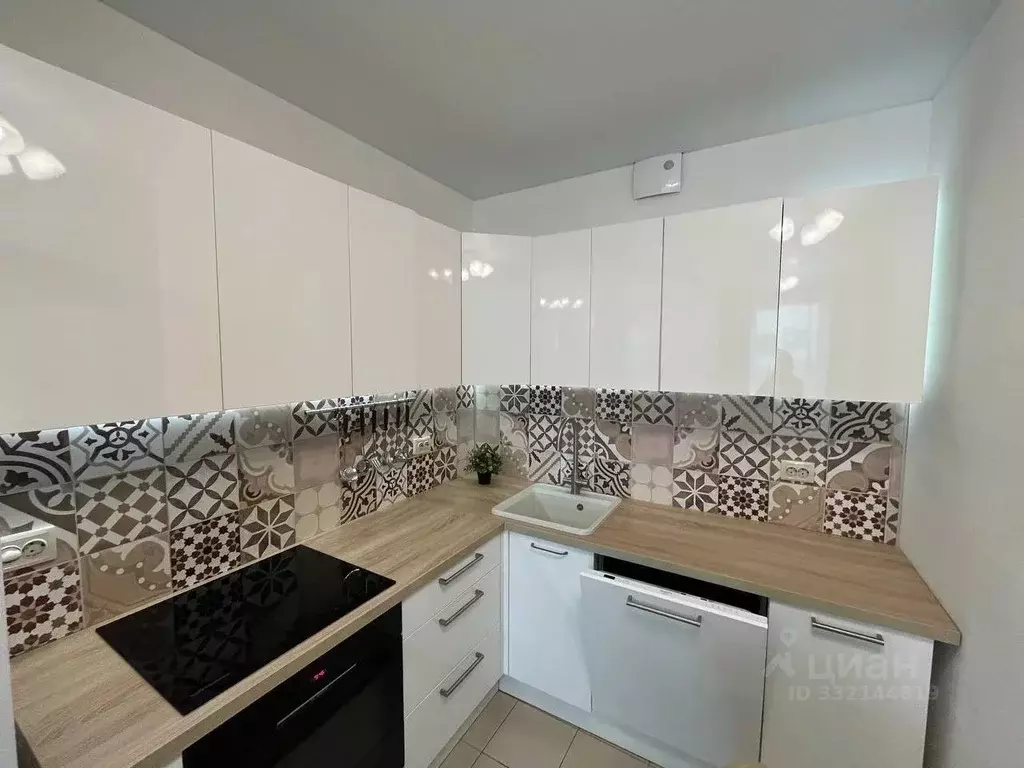 2-к кв. Москва ул. Саларьевская, 8к3 (43.1 м) - Фото 1
