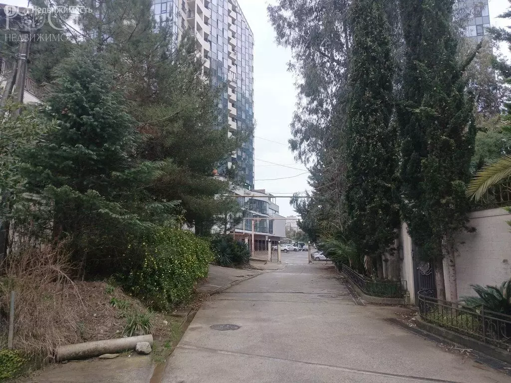 Участок в Сочи, микрорайон Новый Сочи, Санаторная улица (5.41 м) - Фото 1