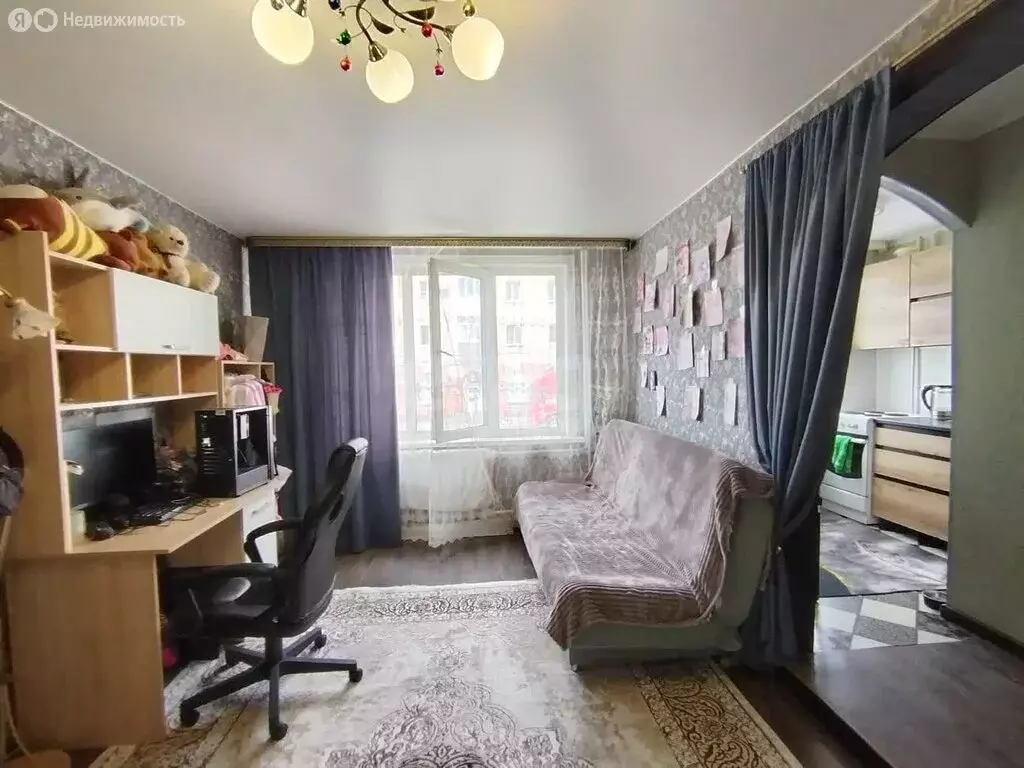3-комнатная квартира: Кемерово, проспект Шахтёров, 22 (50.3 м) - Фото 0