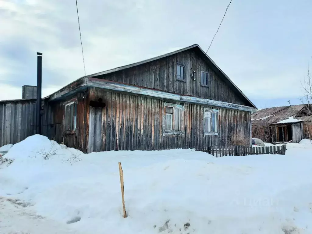 4-к кв. Свердловская область, Верхняя Тура Базальтовая ул., 19 (65.7 ... - Фото 1