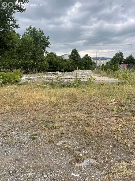 Участок в Беслан, улица Фриева, 139А (305 м) - Фото 0