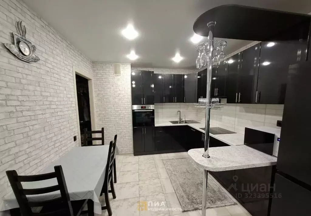 2-к кв. Ленинградская область, Мурино Всеволожский район, ул. ... - Фото 1