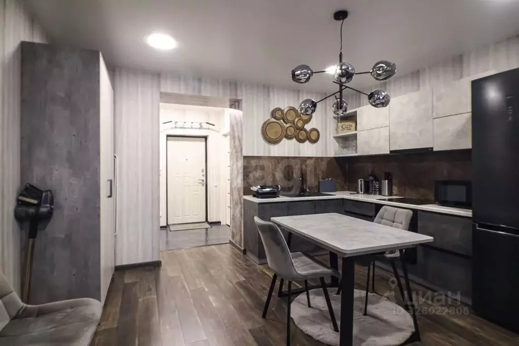 Студия Алтайский край, Барнаул Власихинская ул., 109 (36.9 м) - Фото 1