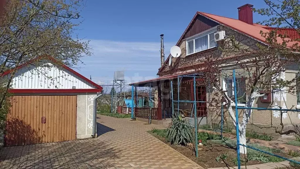 Дом в Крым, Симферопольский район, с. Новоандреевка ул. Победы, 13А ... - Фото 0