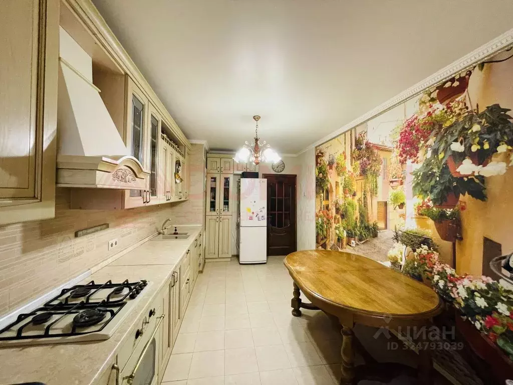 3-к кв. Ростовская область, Аксай ул. Коминтерна, 143 (78.0 м) - Фото 1