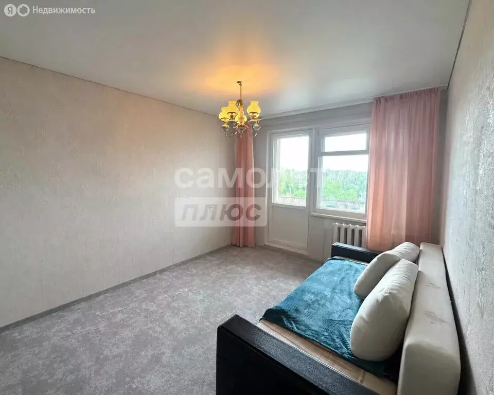 2-комнатная квартира: Салават, Октябрьская улица, 64 (54.6 м) - Фото 1
