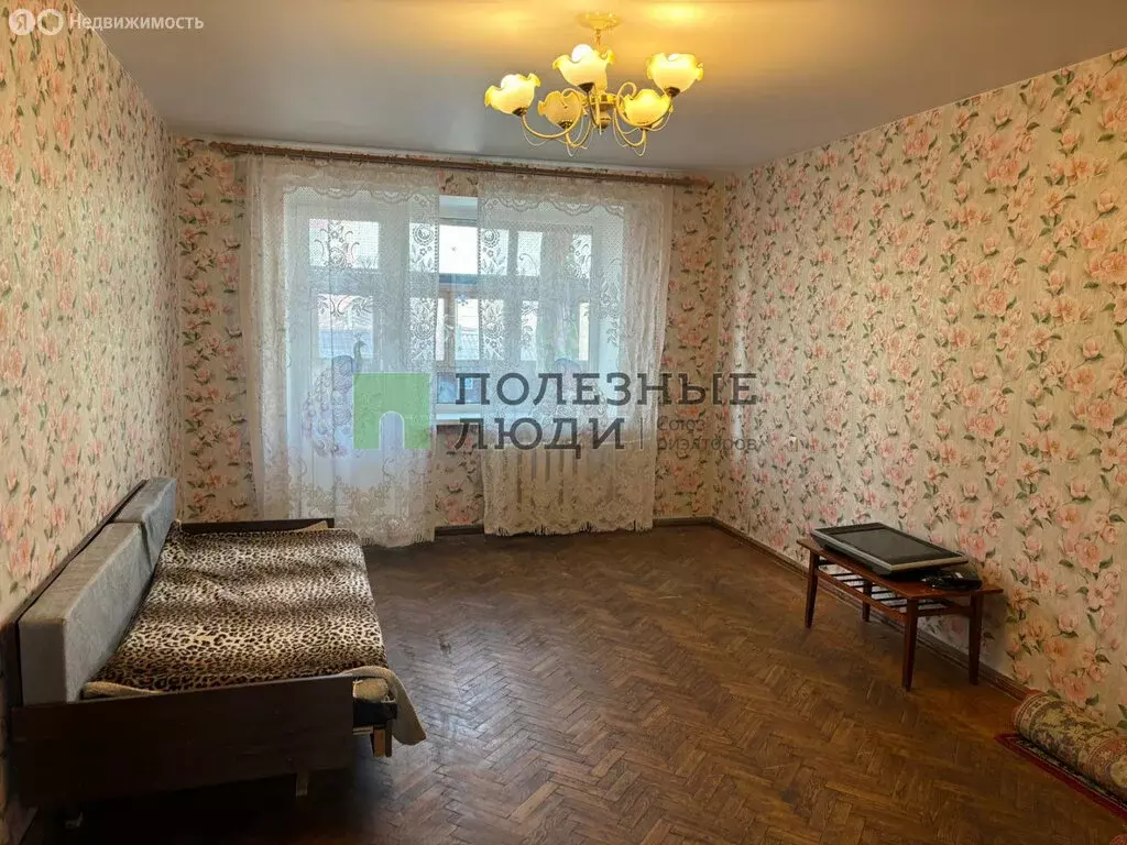 3-комнатная квартира: Энгельс, Коммунистическая улица, 40 (62 м) - Фото 1
