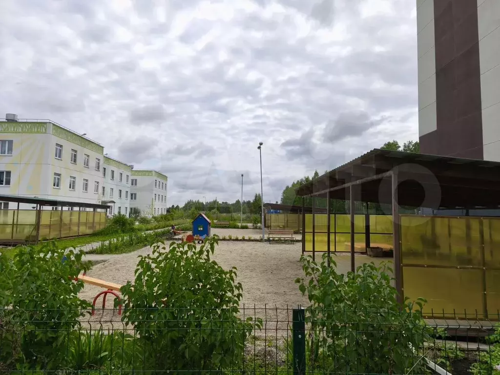 2-к. квартира, 60 м, 4/10 эт. - Фото 1