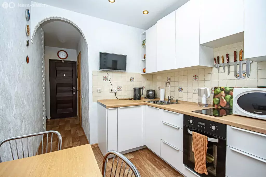 3-комнатная квартира: Новосибирск, Рельсовая улица, 1 (62 м) - Фото 1