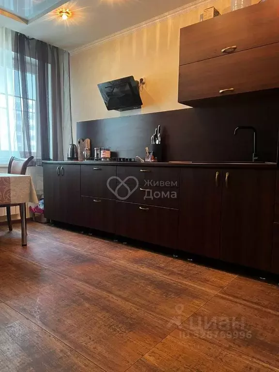 2-к кв. Волгоградская область, Волгоград Новороссийская ул., 11 (92.0 ... - Фото 1