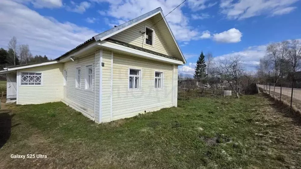 Дом в Новгородская область, Новгородский район, Бронницкое с/пос, д. ... - Фото 2