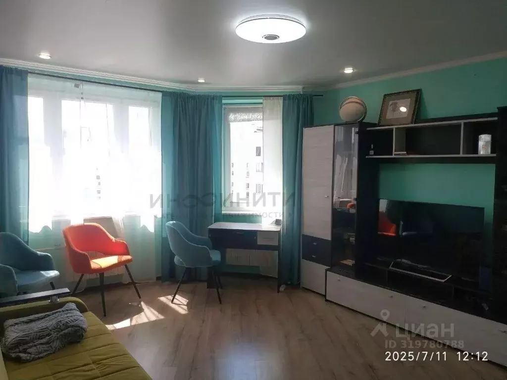 1-к кв. Москва ул. Маршала Савицкого, 18 (42.0 м) - Фото 0