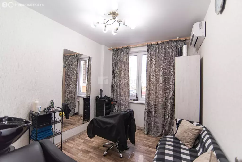 2-комнатная квартира: Барнаул, улица Сергея Ускова, 37 (32.2 м) - Фото 0
