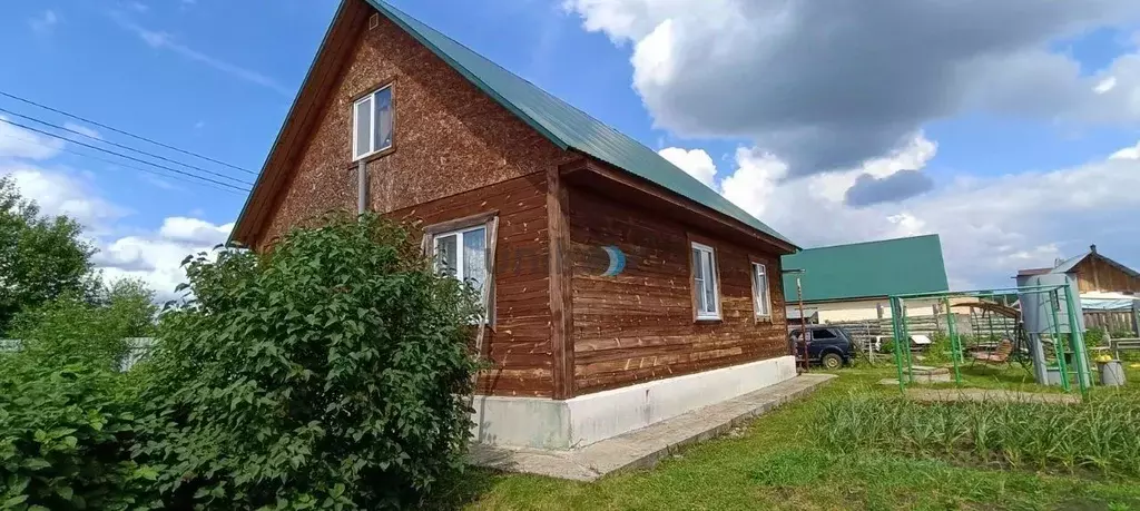 Дом в Башкортостан, Иглинский сельсовет, с. Иглино ул. Энергетиков, 16 ... - Фото 1
