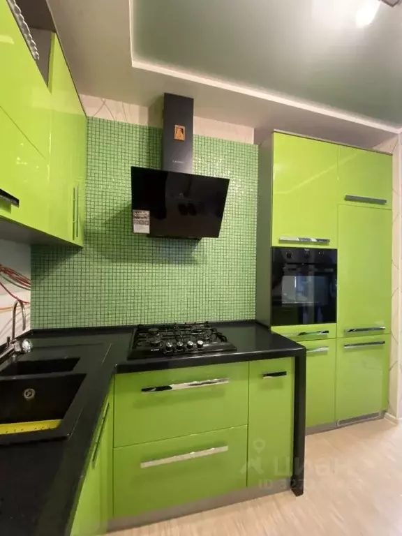 3-к кв. Курганская область, Курган Сиреневый мкр, ул. Лесопарковая, 3 ... - Фото 2