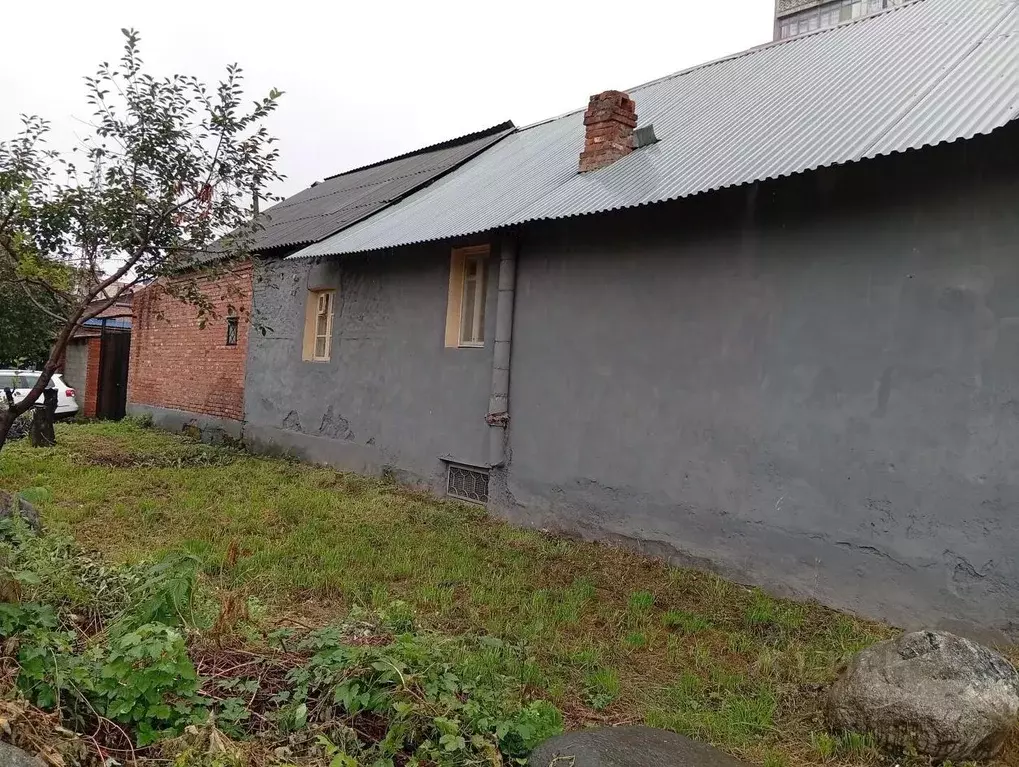 Дом в Северная Осетия, Владикавказ ул. Колка Кесаева, 132 (100 м) - Фото 2