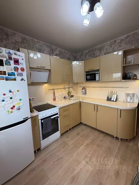 2-к кв. Кемеровская область, Новокузнецк просп. Авиаторов, 75 (54.5 м) - Фото 1