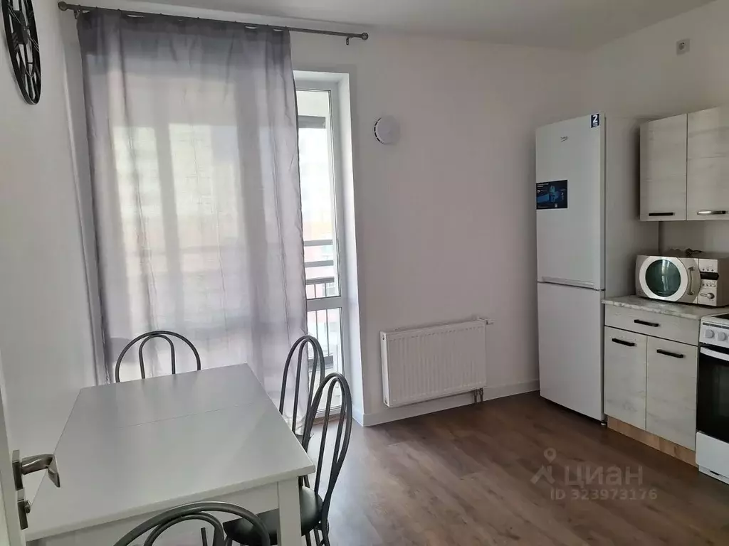 2-к кв. Свердловская область, Екатеринбург ул. Академика Ландау, 53/3 ... - Фото 2