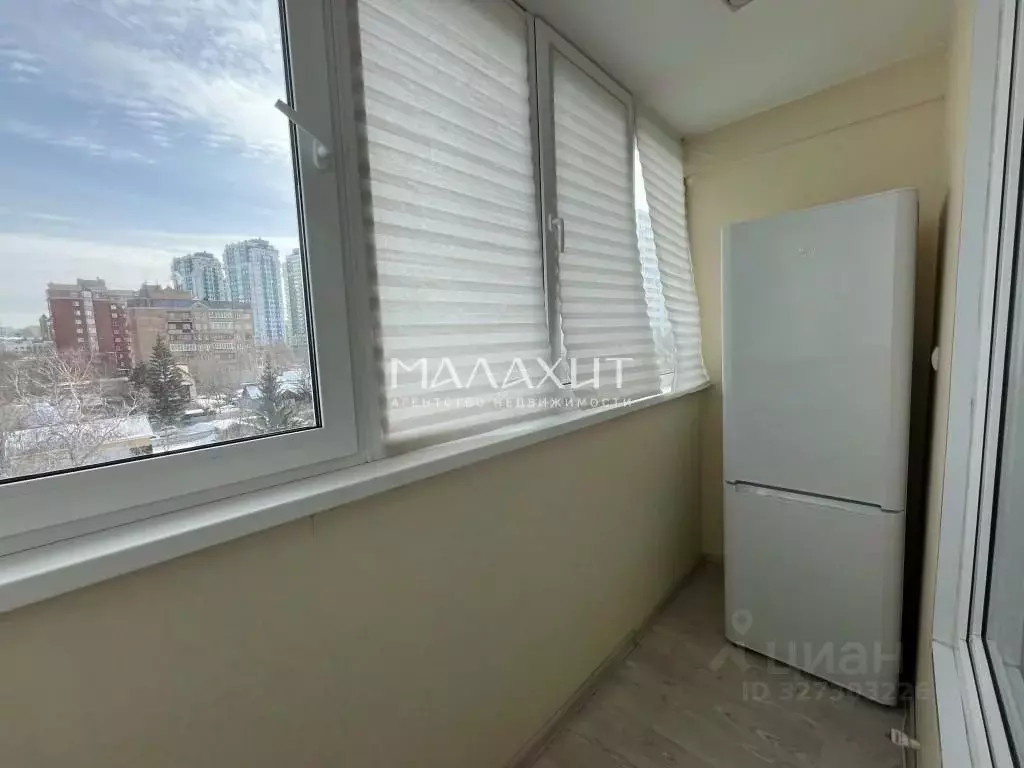 1-к кв. Самарская область, Самара ул. Лейтенанта Шмидта, 10 (42.0 м) - Фото 1