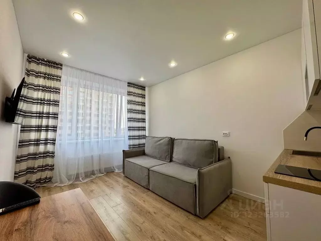 1-к кв. Тюменская область, Тюмень Комбинатская ул., 16к1 (25.0 м) - Фото 1