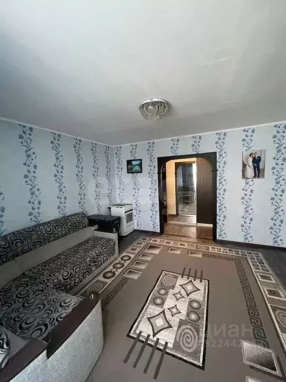 2-к кв. Курганская область, Курган Заозерный жилрайон, 4-й мкр, 21 ... - Фото 1