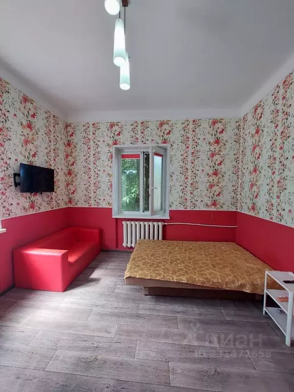 2-к кв. Крым, Керчь пер. 1-й Портовый, 3 (52.0 м) - Фото 1