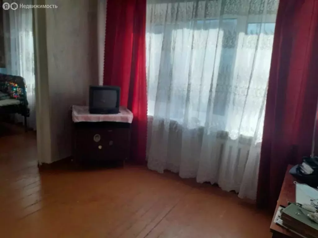 3-комнатная квартира: Льгов, Красная улица, 139 (41.3 м) - Фото 2