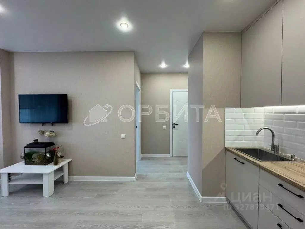 1-к кв. Тюменская область, Тюмень ул. Тимофея Чаркова, 87 (39.0 м) - Фото 2