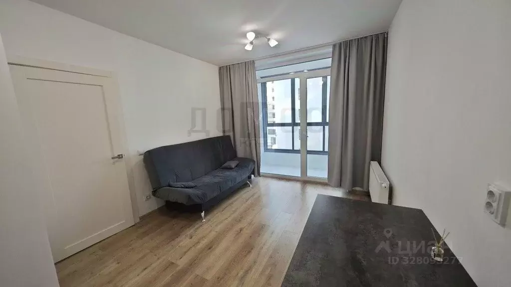 1-к кв. Свердловская область, Екатеринбург бул. Новосинарский, 5 (32.8 ... - Фото 1