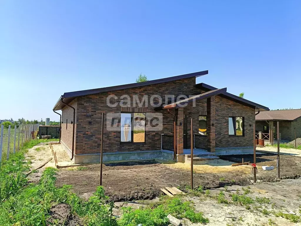 Дом в Белгородская область, Старый Оскол ул. Рубиновая, 34 (112 м) - Фото 0