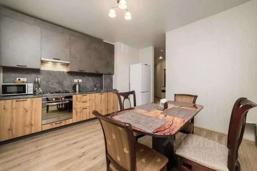 2-к кв. Татарстан, Казань ул. Салиха Батыева, 1 (46.0 м) - Фото 0