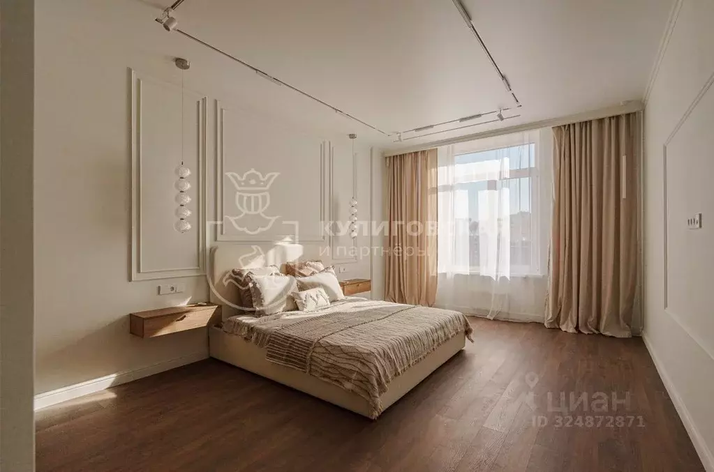 3-к кв. Свердловская область, Екатеринбург ул. Хохрякова, 48 (108.9 м) - Фото 1